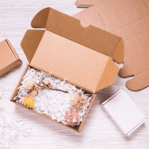 Unbranded White and Kraft Shipper Box (4)